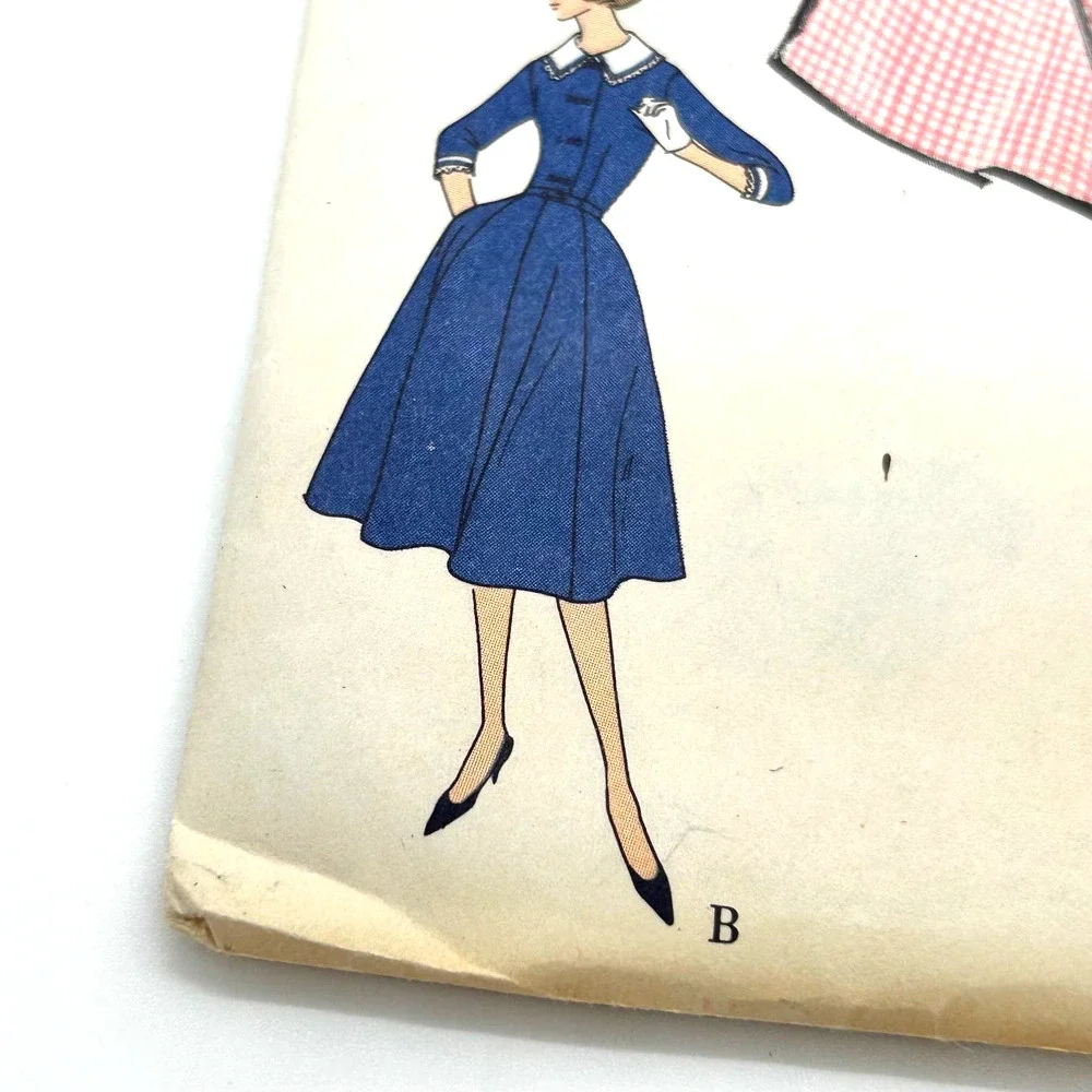 Vogue Vintage 1950's Pattern #9487 Women's‎ Button Front Flare Dress Size 14